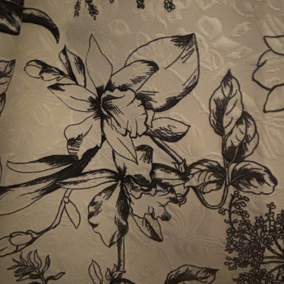 White House Black Market Black & White Floral Circle Skirt - Picture 6 of 6